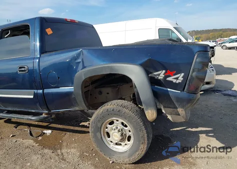 2005 Chevrolet Silverado 1500Hd Lt z USA, uszkodzony, nr VIN 1GCGK13U35F916673
